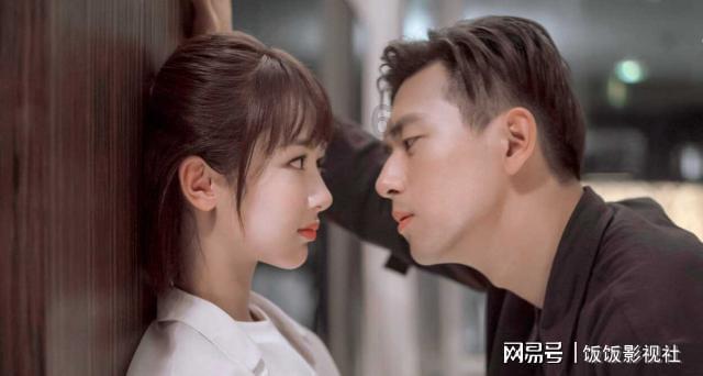 妙美娜:根据自己的需求塑造出适合自己的眉峰,可以提升整体魅力